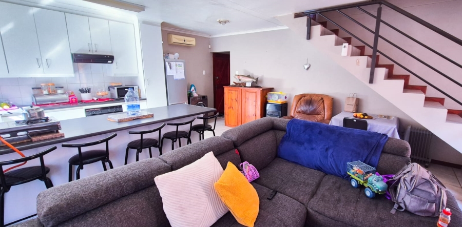 To Let 3 Bedroom Property for Rent in Top Town Eastern Cape